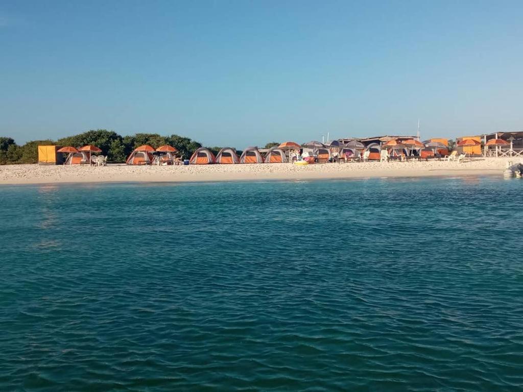 Alojamiento Cama Carpa Y Yate Isla La Tortuga Venezuela, Hotell Cayo Herradura Exteriör bild